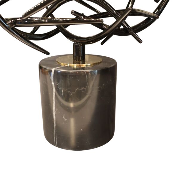 Gold Ball Inside Curves Decor