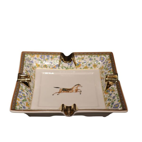 Dört Gözlü Pro Küllük Çiçek Desen