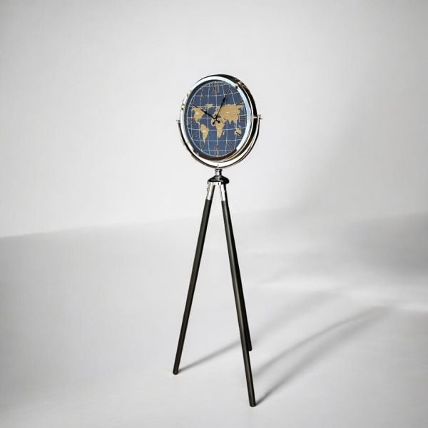 Haritalı Tripod Saat Gümüş