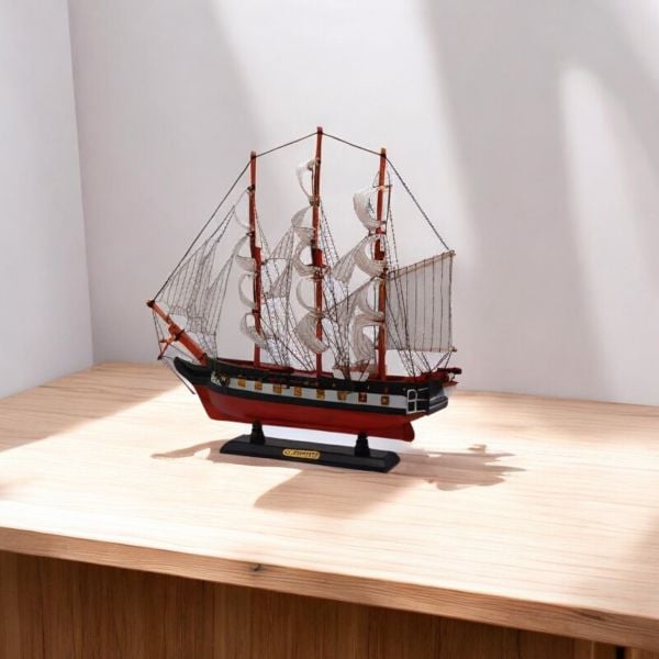 Yelkenli 50x48 CM Kırmızı Ahşap
