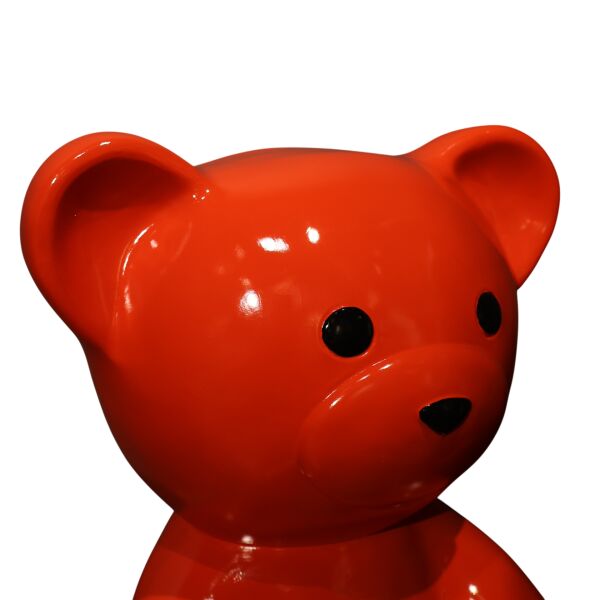 Oturan Ayıcık Kırmızı '' H ''