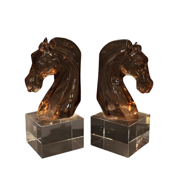 At Kitap Tutucu Kahve