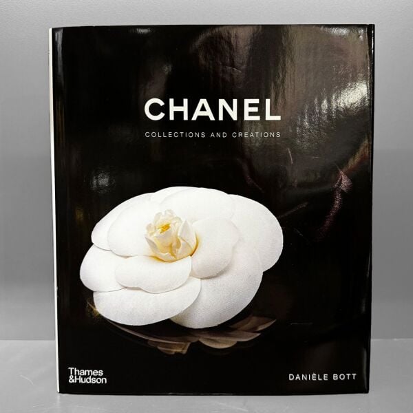 Chanel No 5 Kitap