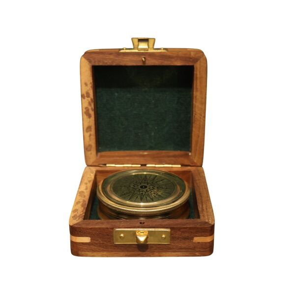 Pirinç Özel Kutulu Pusula