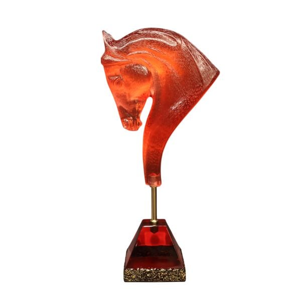 REÇİNE AT HEYKELİ AMBER Kırmızı