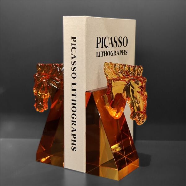 Turuncu Kristal At Kitap Tutucu