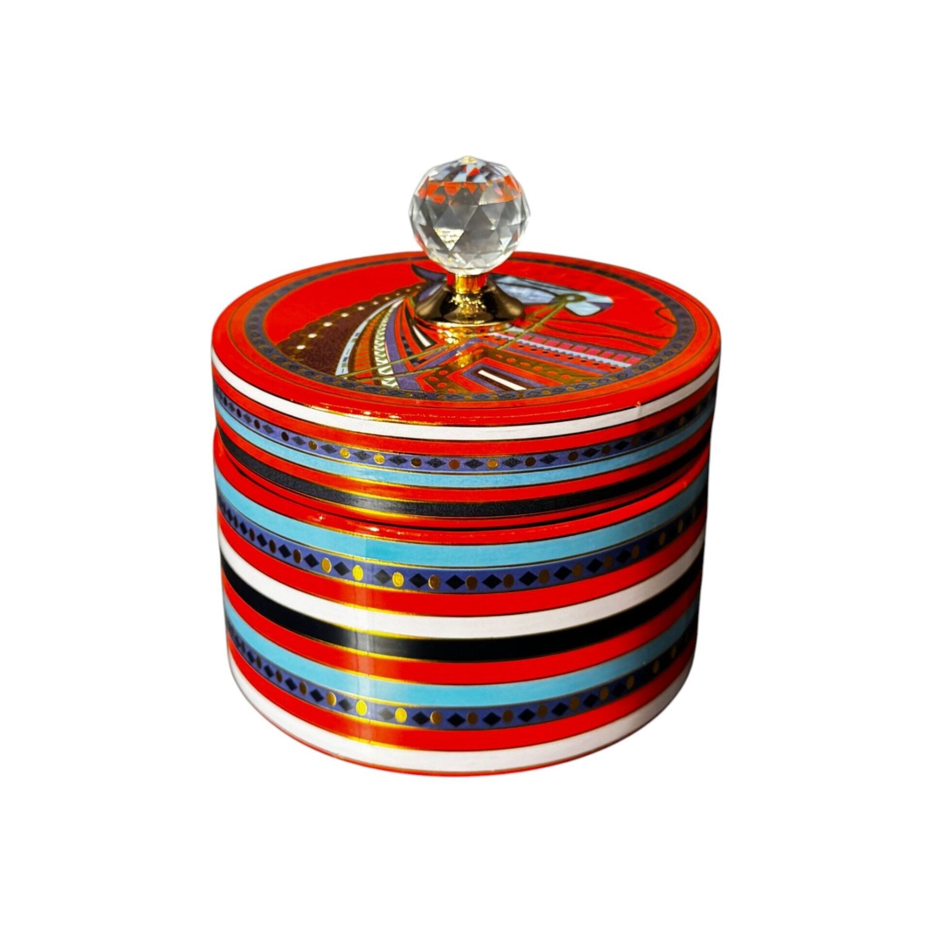 At Desenli Daire Küp Büyük