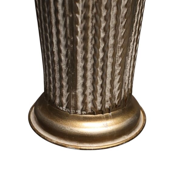 Vurgulu Siyah Gold Vazo Küçük