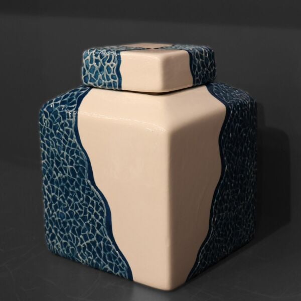 Tırtık Kare Küp Mavi Beyaz