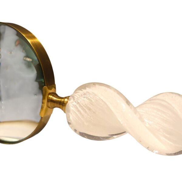 Beyaz Kıvrımlı Cam Büyüteç