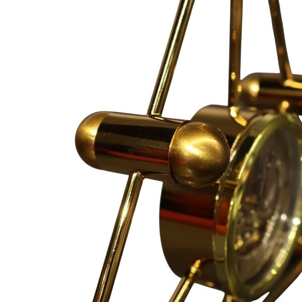 Üçgen Çarklı Gold Masa Saati