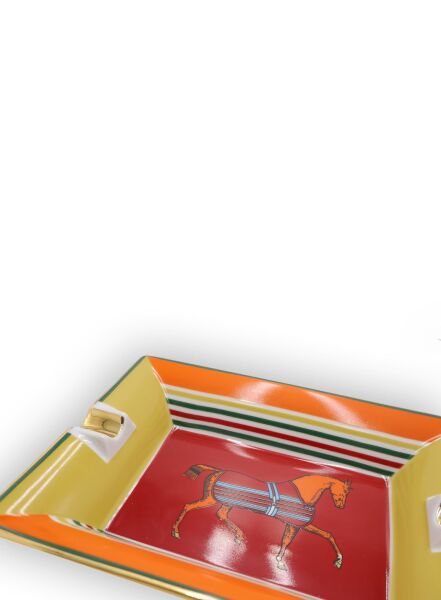 Puro Küllük Kırmızı At Kırmızı