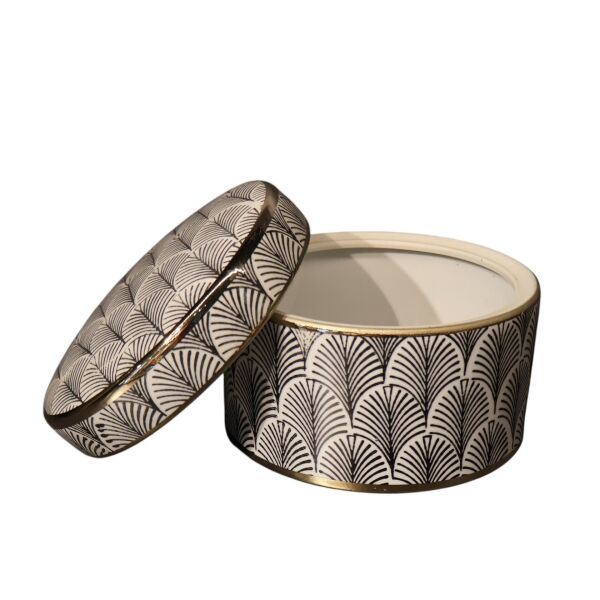 Gold Detaylı Siyah Çizgili Beyaz Silindir Küp Orta