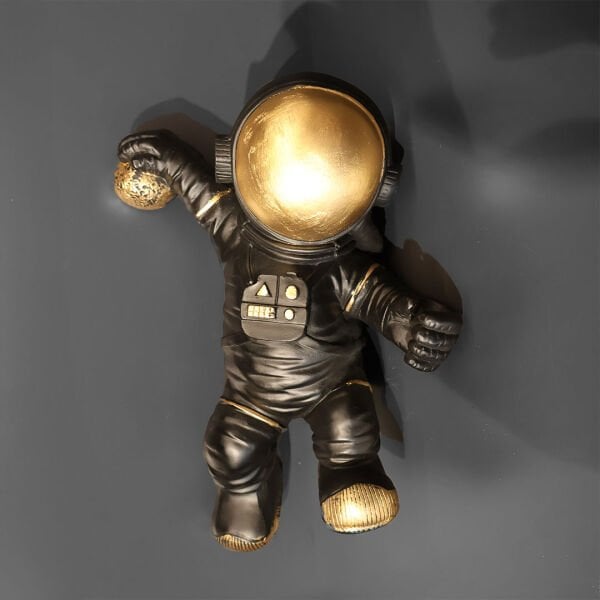 Astronot Duvar Aksesuarı 30cm Siyah Gold