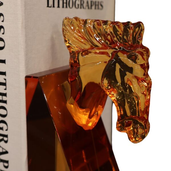 Turuncu Kristal At Kitap Tutucu